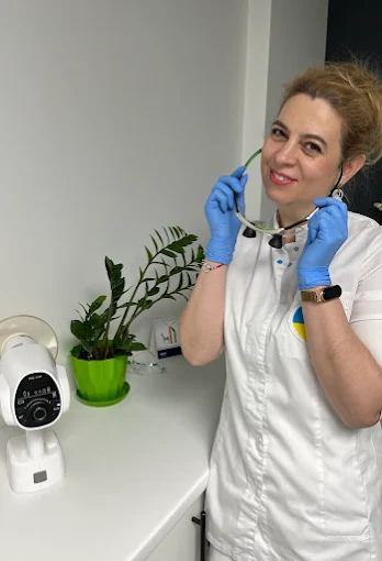 Ставінога Оксана Федорівна, лікар-стоматолог